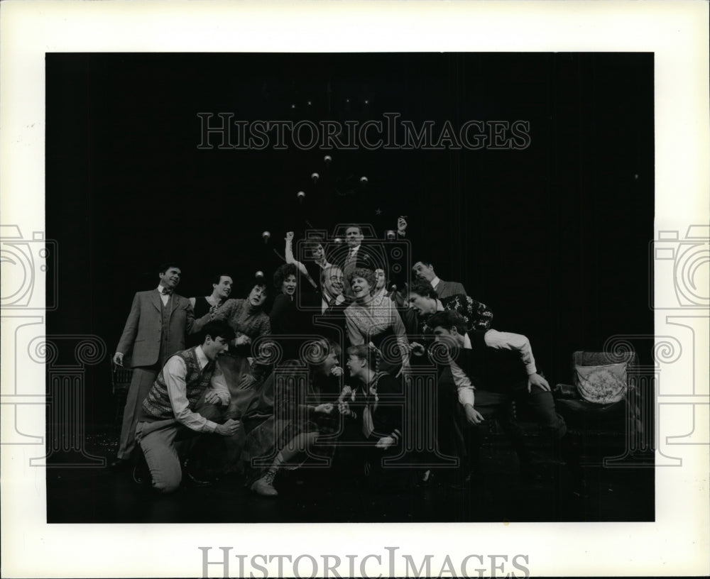 1983 Press Photo Bairbre Dowling and Colm Meaney in A Child&#39;s Christmas in Wales- Historic Images