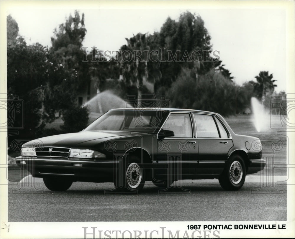 1987 The 1987 Pontiac Bonneville LE - Historic Images