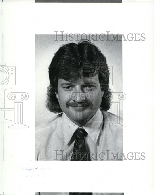 1986, Mike Strimbu, PD Circulation employee - cvp86201 - Historic Images