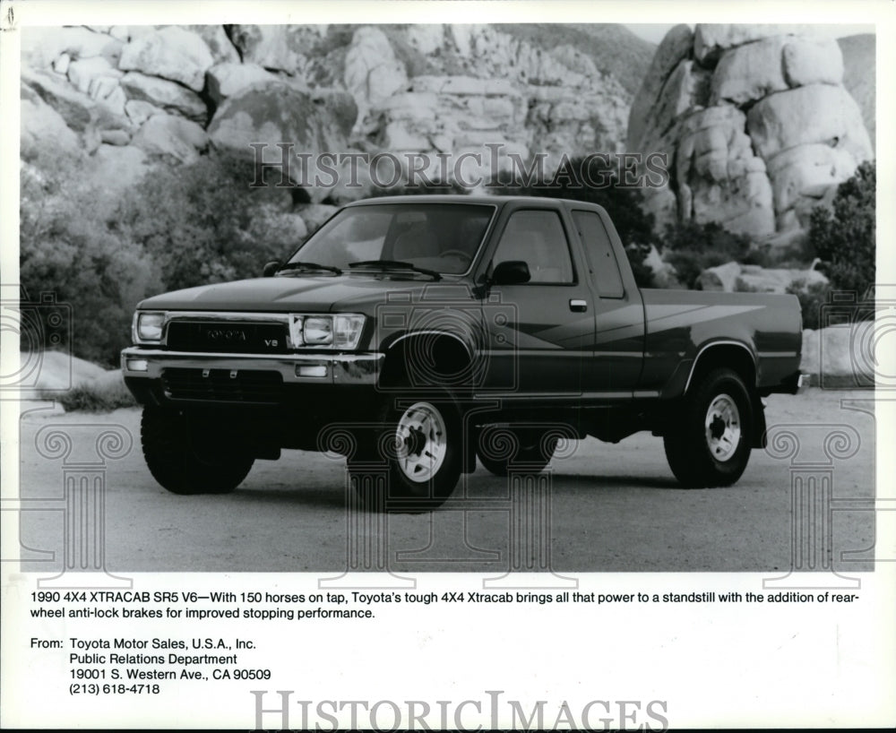 1990 Press Photo Toyota&#39;s 4X4 XTRACAB SR5 V6 with 150 horses on tap - cvp86629 - Historic Images