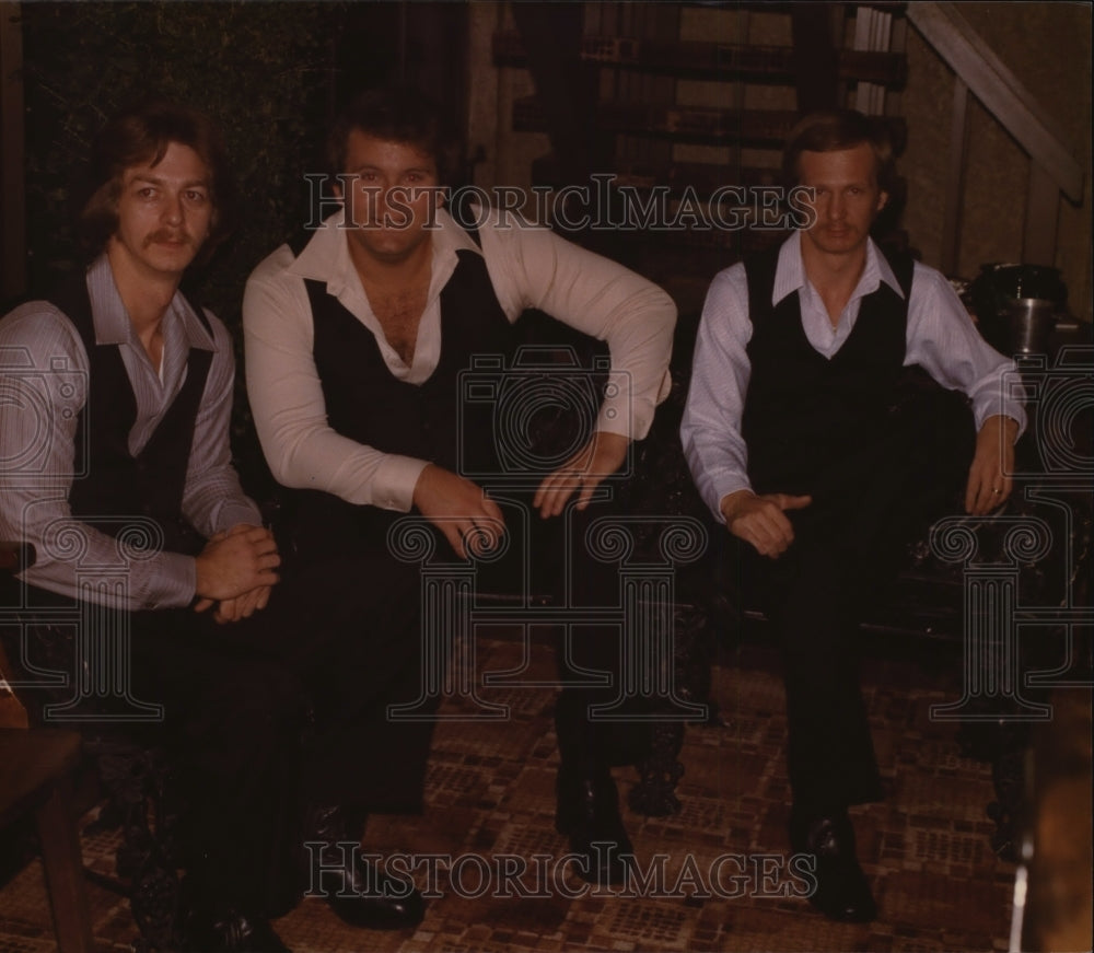 1980 Press Photo Ken Price, Gary Kerr and Divotta Price. - cvp86899 - Historic Images