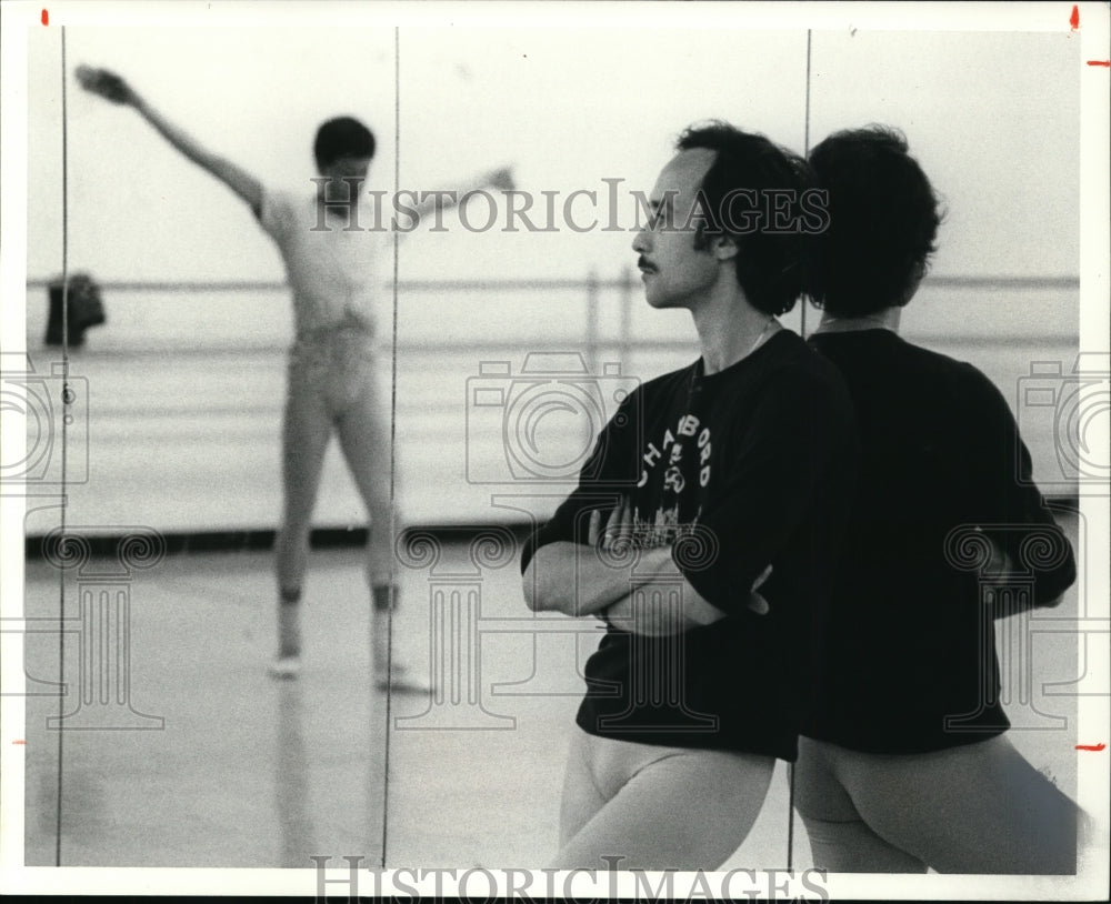 1980, Joseph Gloevile and John Prinz - cvp87095 - Historic Images