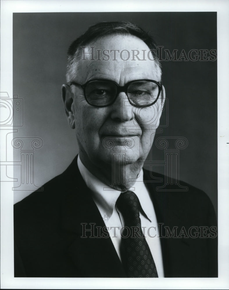 1986 Press Photo Stanley M. Proctor, Chairman of The Stanley M. Proctor Company - Historic Images
