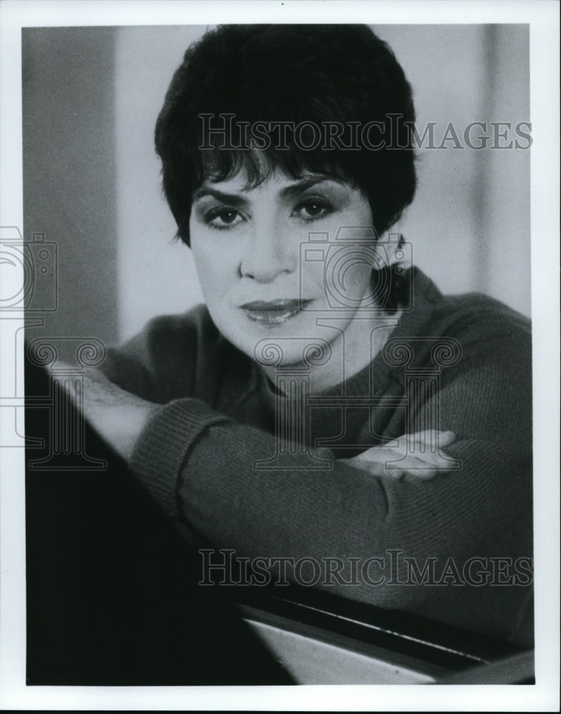 1991, Eunice Podis, Pianist - cvp87195 - Historic Images