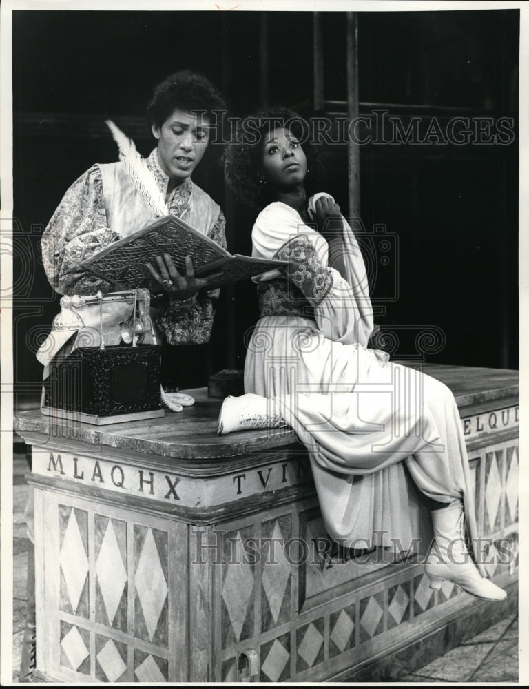 1973 Press Photo Larry Marshall and Marion Ramsey-Two Gentlemen of Verona - Historic Images
