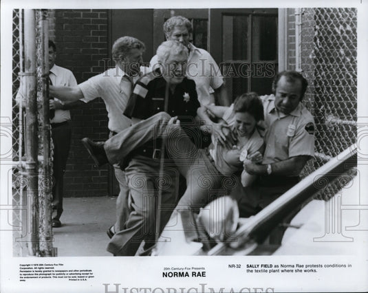 1979 Press Photo Sally Field in Norma Rae. - cvp88097 - Historic Images