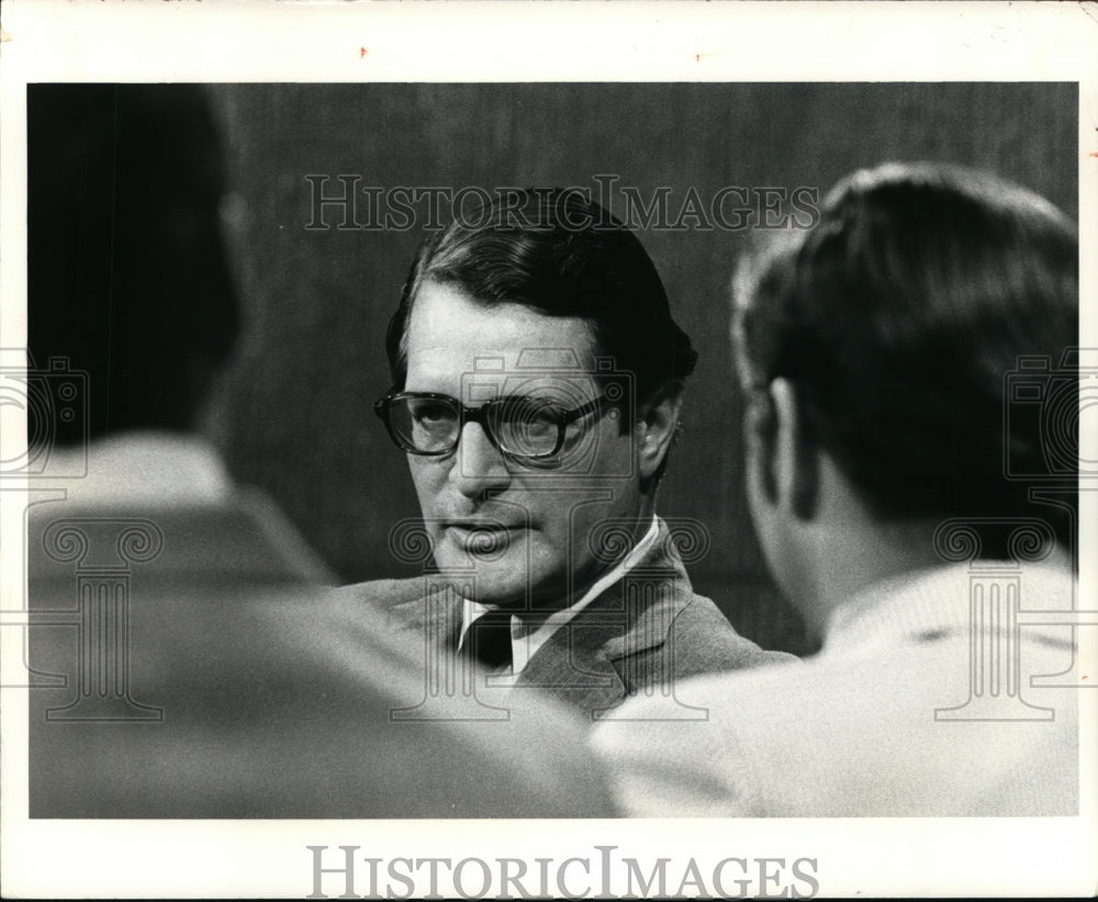 1975 Press Photo Elliott Richardson, United States Secretary of Commerce. - Historic Images