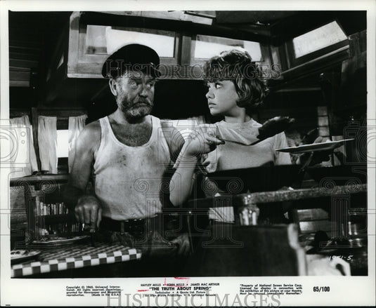 1965 Press Photo John Mills and Hayley Mills in The Truth About Spring. - Historic Images