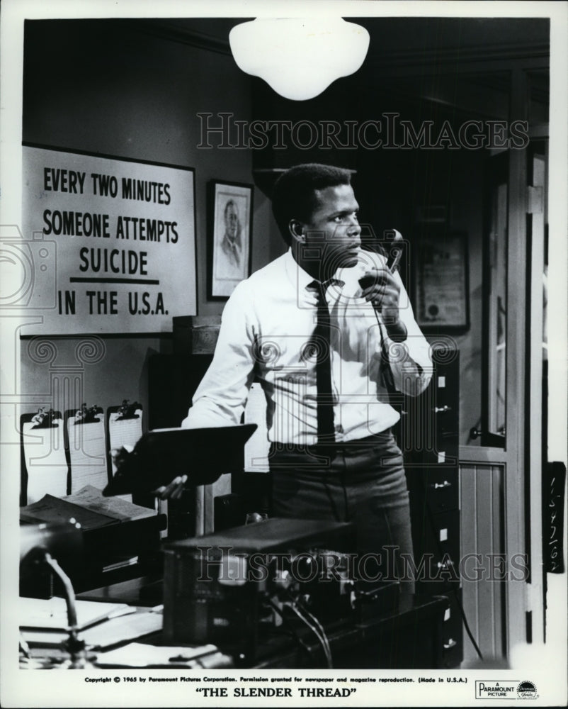 1965 Press Photo Sidney Poitier in The Slender Thread. - cvp88572 - Historic Images