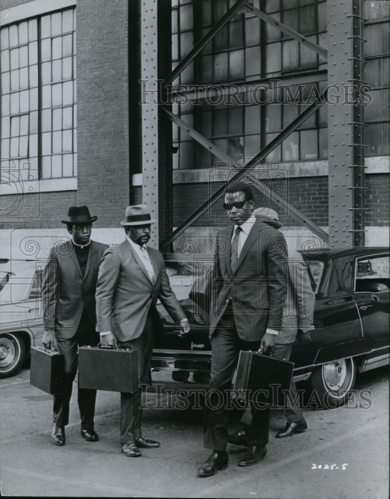 1969, Sidney Poitier in The Lost Man. - cvp88573 - Historic Images
