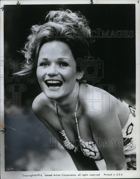 1975 Press Photo Valerie Perrine is an American actress,model - cvp88789 - Historic Images