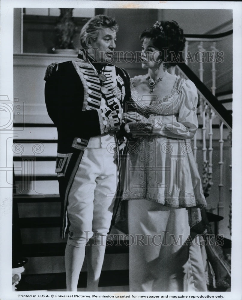 Press Photo The Nelson Affair-Peter Finch and Glenda Jackson - cvp88925 - Historic Images