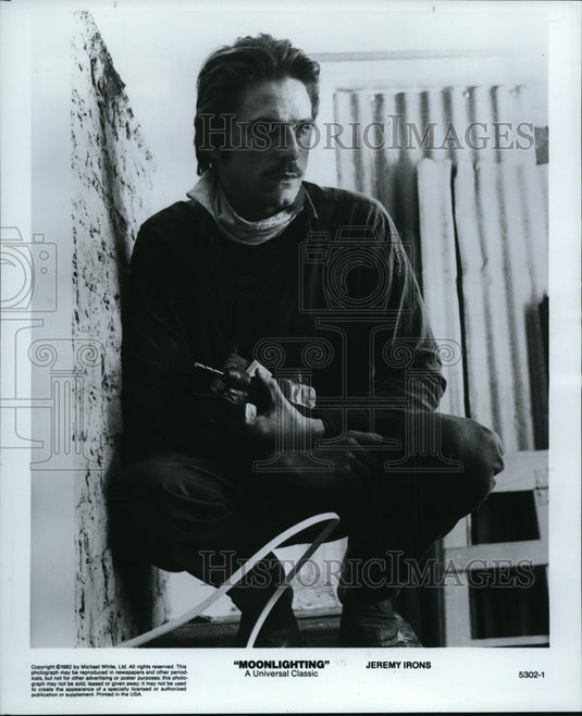 1983 Press Photo Jeremy Irons in "Moonlighting" - cvp89037 - Historic Images