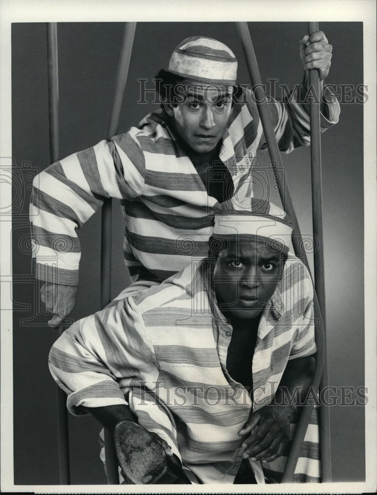 1985, Joe Guzaldo and Larry Riley in "Stir Crazy" - cvp89043 - Historic Images