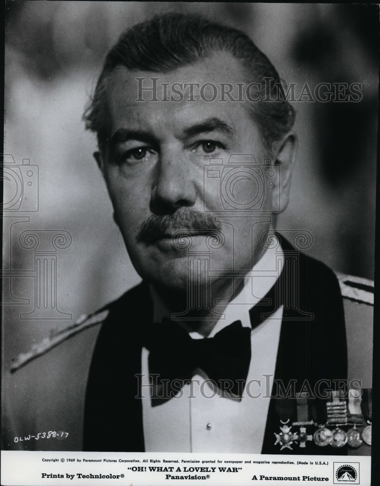 1970, Michael Redgrave- Oh! What a Lovely War - cvp89164 - Historic Images