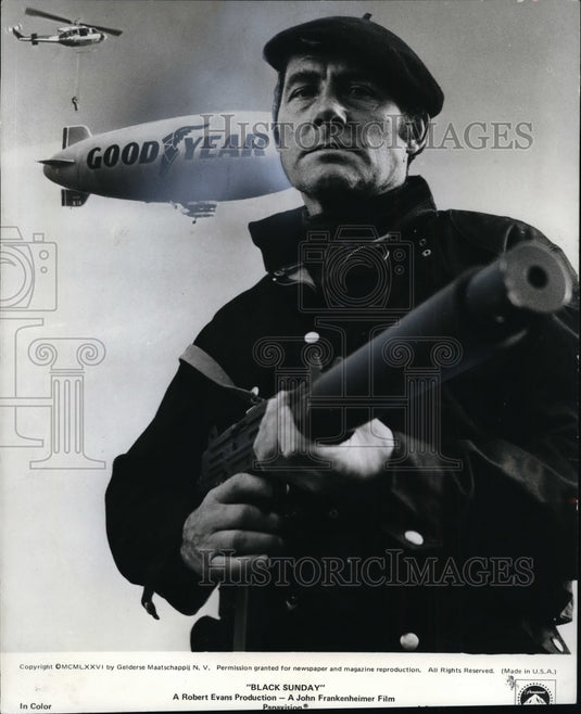 1976 Press Photo Robert Shaw in Black Sunday. - cvp89465 - Historic Images