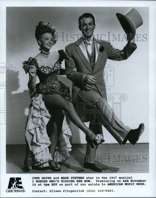 1989, June Haver and Mark Stevens- I Wonder Who's Kissing Her Now - Historic Images