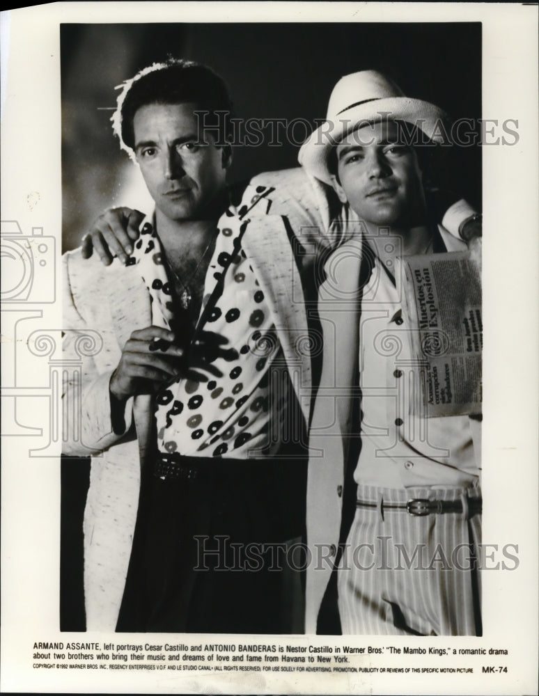 1992 Press Photo Armand Assante and Antonio Banderas in The Mambo Kings.-Historic Images