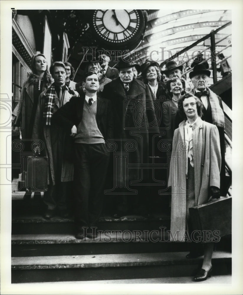 1983, The Dresser-Tom Courtenay, Albert Finney - cvp89799 - Historic Images