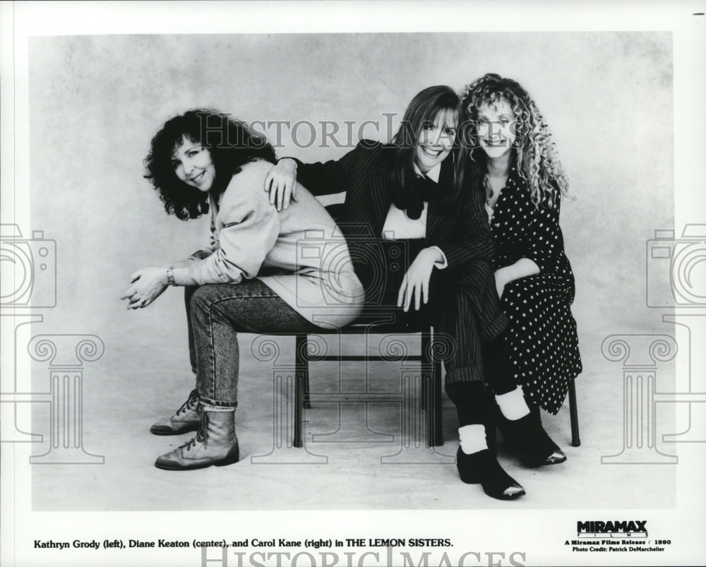 1991 Press Photo Kathryn Grody, Diane Keaton ans Carol Kane in The Lemon Sisters- Historic Images