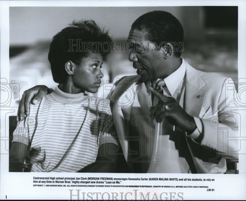 1989 Press Photo Morgan Freeman and Karen Malina White-Lean On Me movie scene-Historic Images