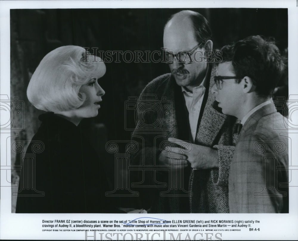 1987, Director Frank Oz with Ellen Greene and Rick Moranis - Historic Images