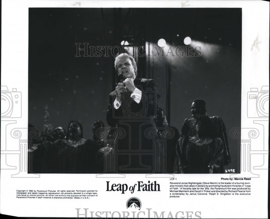 1992, Steve Martin in Leap of Faith. - cvp90677 - Historic Images