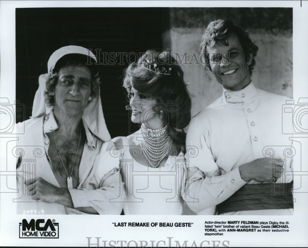 1986 Press Photo Marty Feldman, Michael York And Ann Margret, Actors - cvp90856- Historic Images