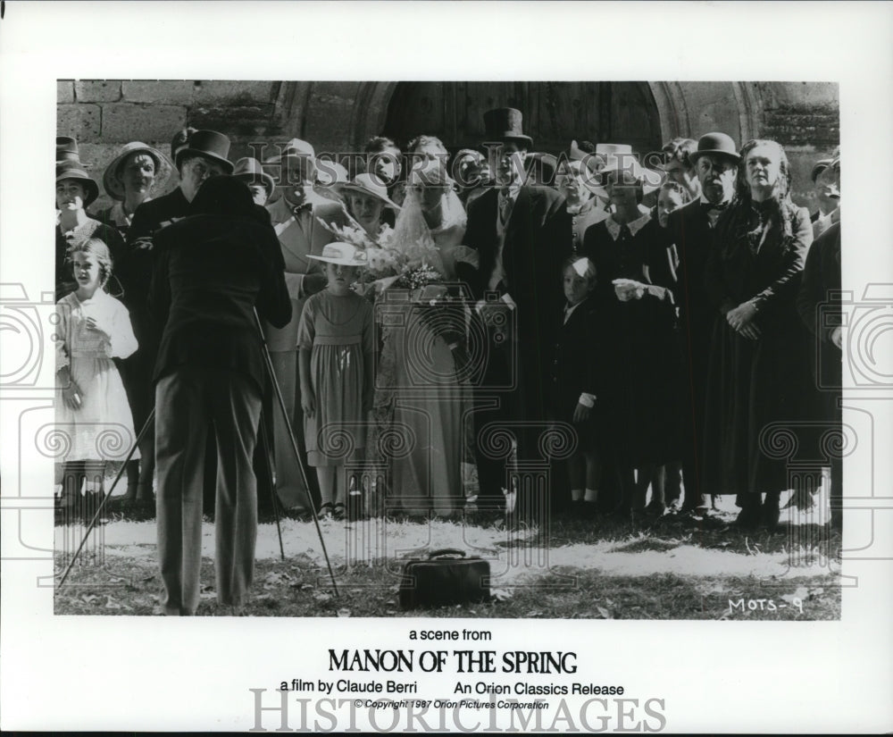 1988 Press Photo Manon of the Spring-Emmanuellt Beart and Hippolyte Girardot- Historic Images