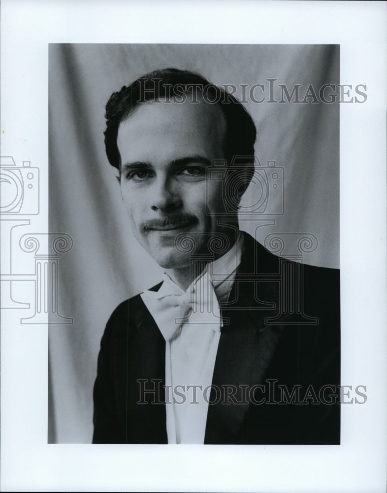 Press Photo Todd Wilson, concert organist - cvp91830 - Historic Images