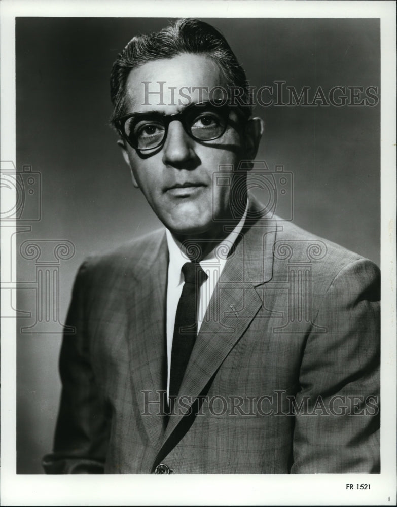 1970 Press Photo Don F. Zullo, Regional Director of Four Roses Distillers Co. - Historic Images