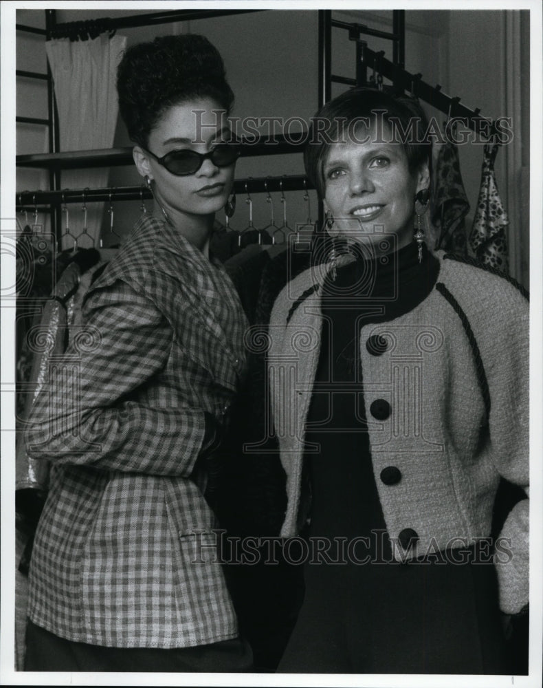 1990 Press Photo Anne van Hauwaert, founder of Anne van H. boutique. - cvp92088 - Historic Images