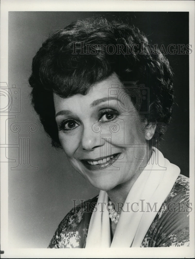 Press Photo An elegant woman - cvp92222 - Historic Images