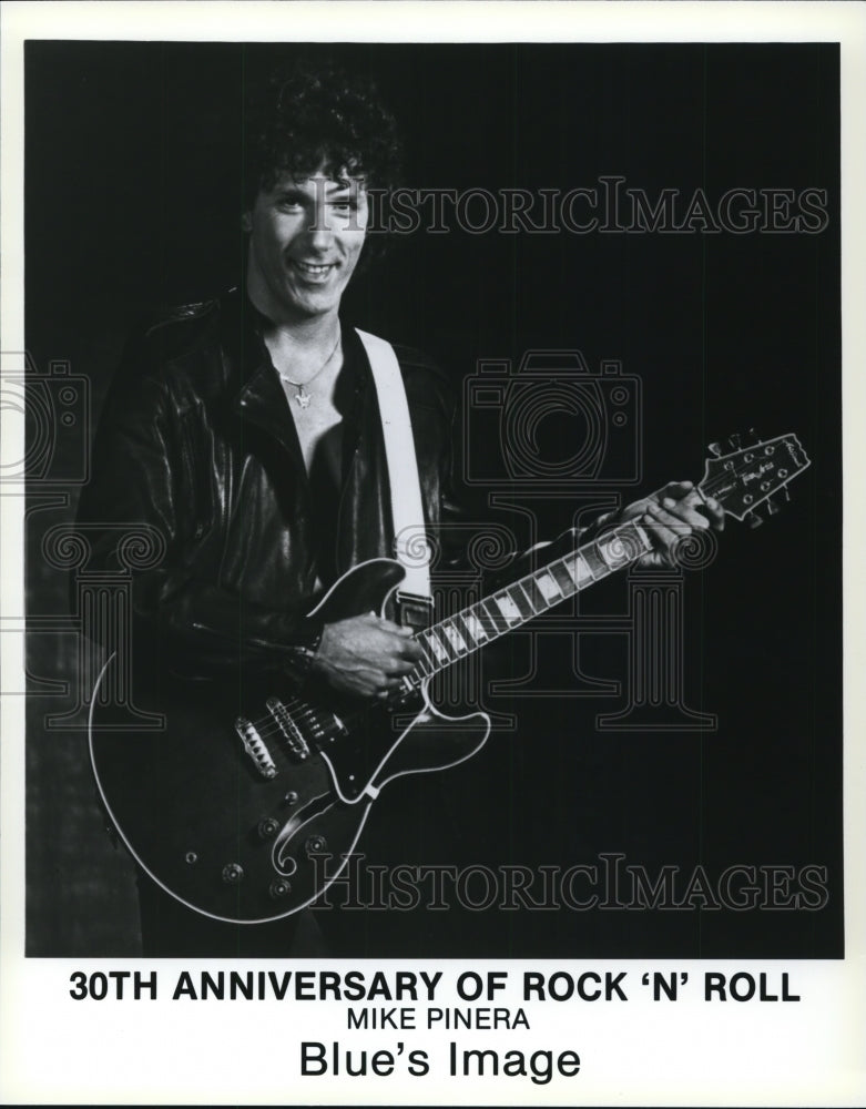 1989 Press Photo Mike Pinera-30th anniversary of Rock N Roll - cvp92728 - Historic Images
