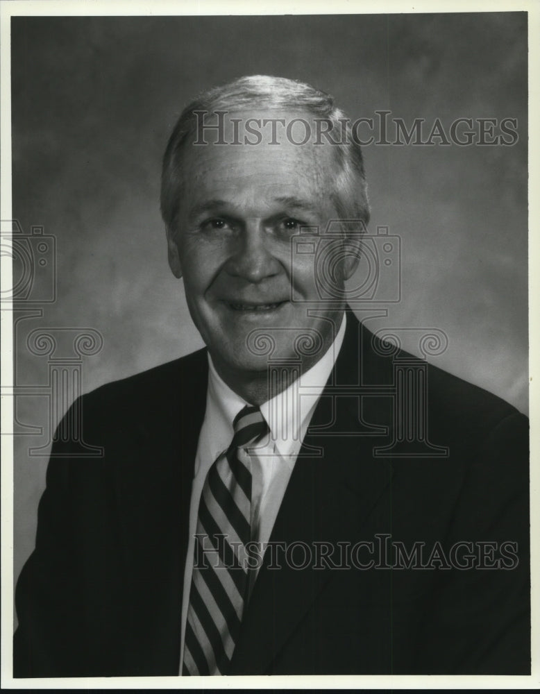 1988 Press Photo Todd Rupelli - Ex-VP Plasti-Kote Co.Inc.Medina. - cvp93000 - Historic Images