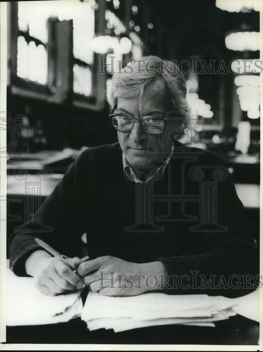 1989 Author Richard Selzer-surgeon turned writer - Historic Images