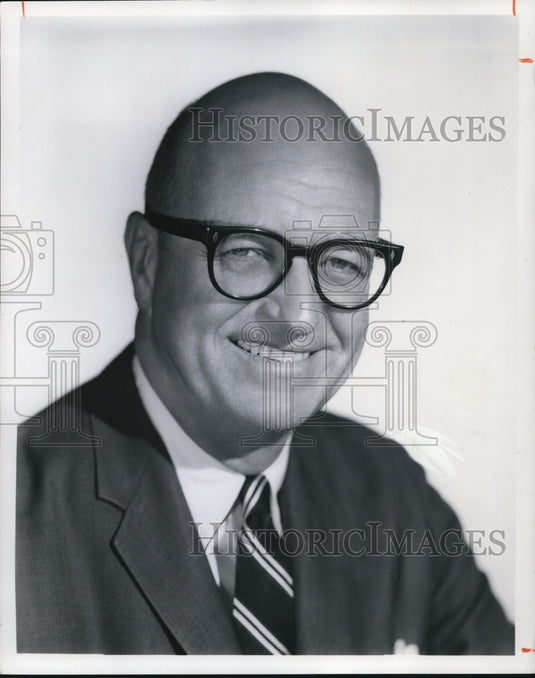 1975, James Roosevelt, son of former President Franklin D. Roosevelt. - Historic Images