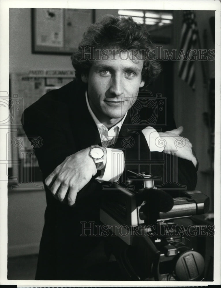 1988 Press Photo Sam Robards in TV 101 - cvp93882 - Historic Images