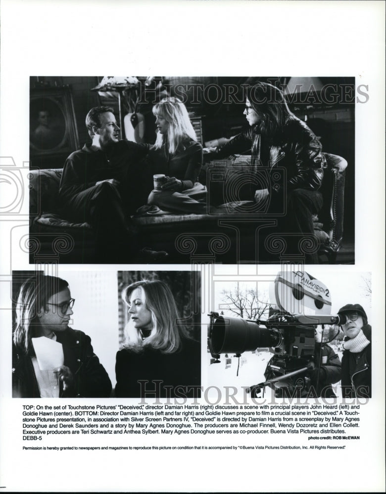 1992, Director Damian Harris, John Heard & Goldie Hawn in Deceived - Historic Images