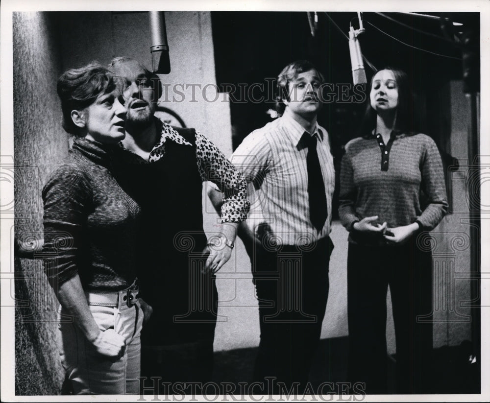 1974 Press Photo Providence Hollander, David Frazier in &quot;Jacques Brel...&quot;-Historic Images