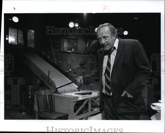 1995 Press Photo Bernie Canepari in Love & Anger. - cvp95235 - Historic Images