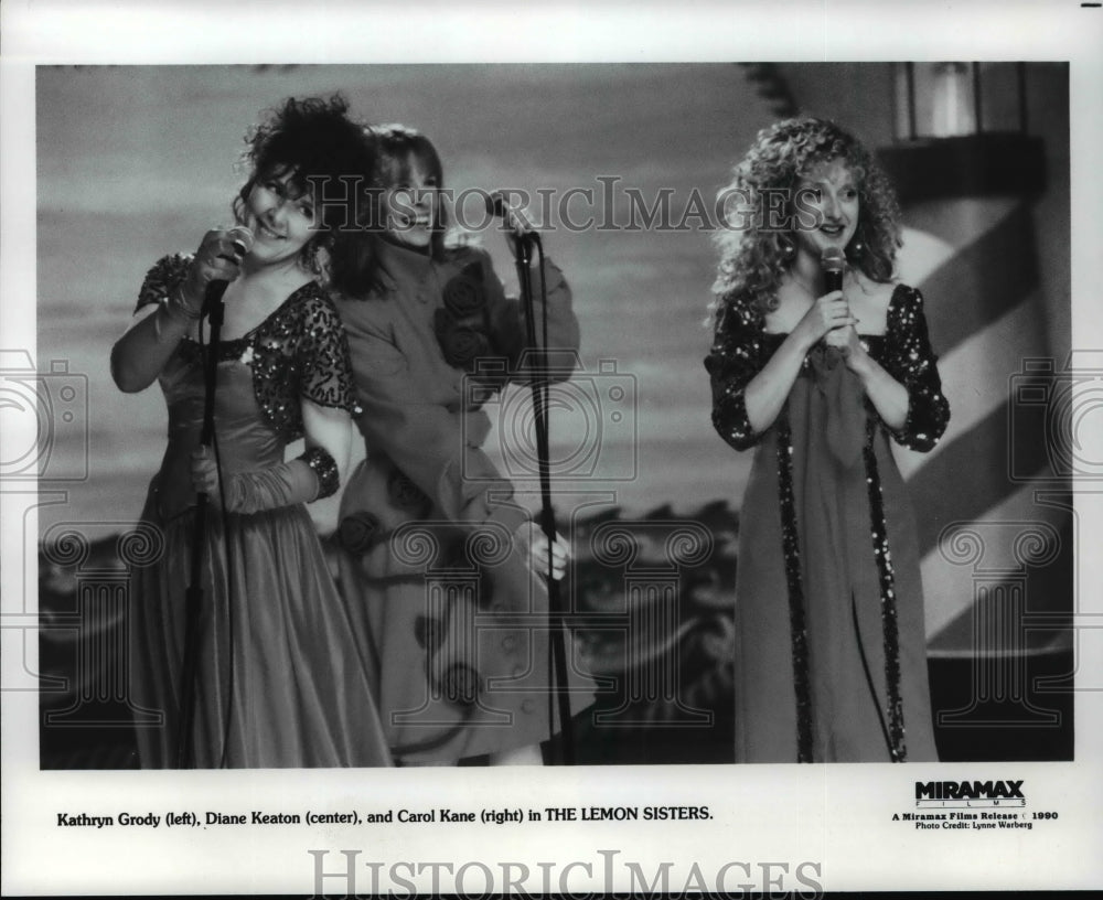 1991, Kathryn Grody, Diane Keaton, Carol Kane "The Lemon Sisters." - Historic Images