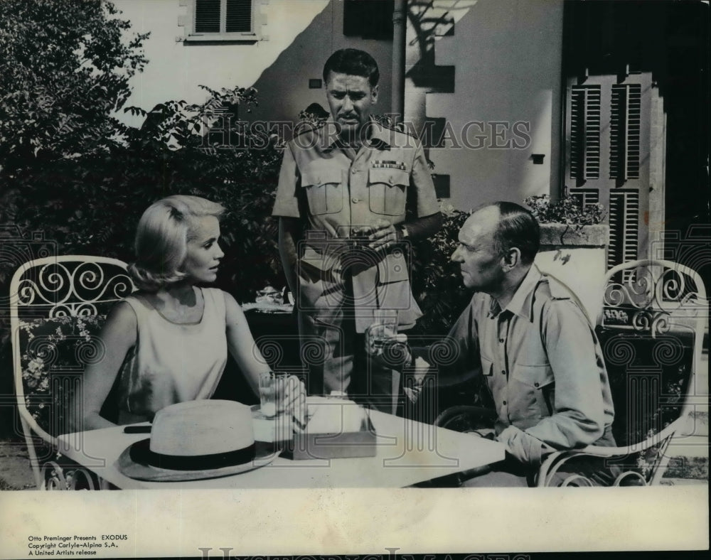1961 Press Photo Eva Marie Saint, Peter Lawford &amp; Ralph Richarson in Exodus.- Historic Images
