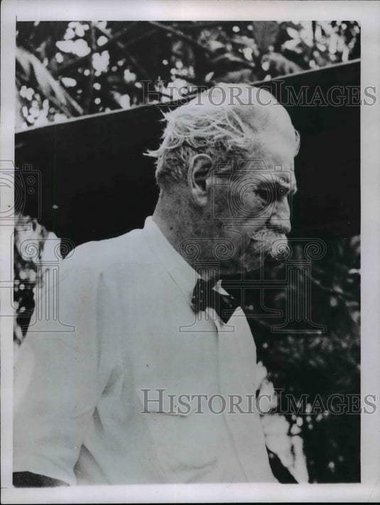 1962, This is a candid camera study of Dr. Schweitzer at his hospital - Historic Images