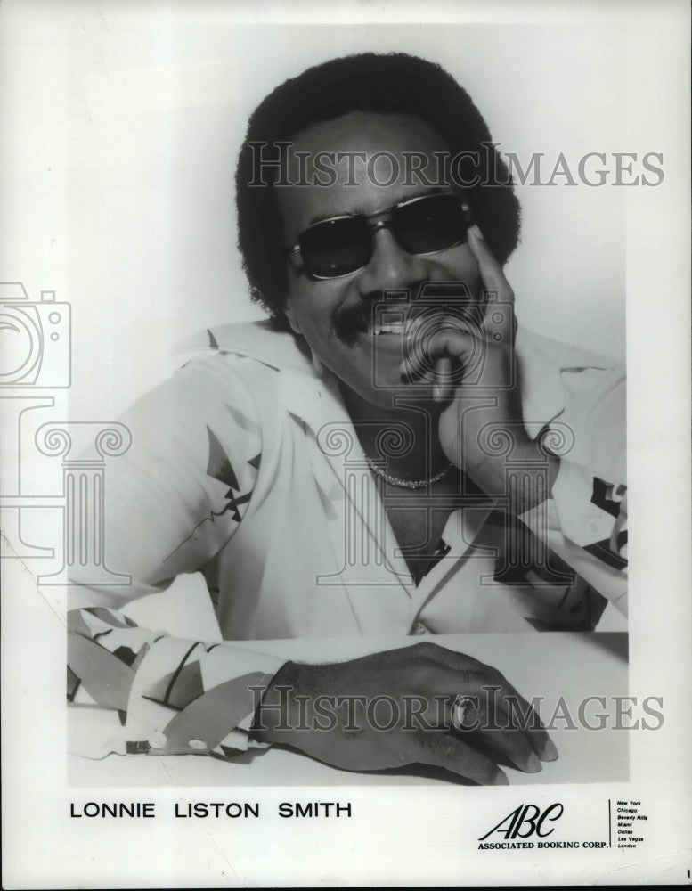 1981, Lonnie Liston Smith, musician - cvp96475 - Historic Images