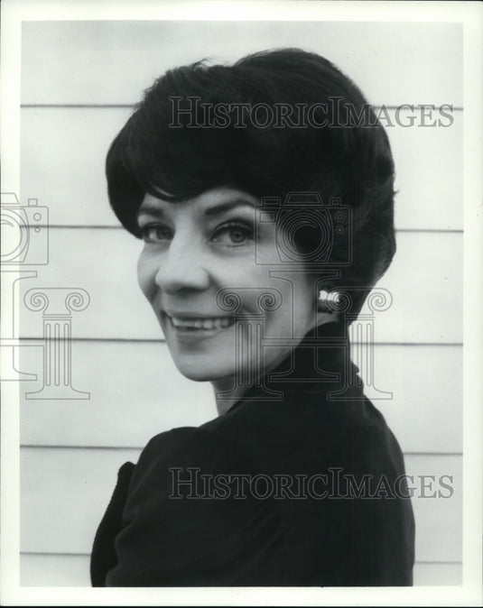 1978, Sheila Smith in Male Fashions and Foibles. - cvp96885 - Historic Images