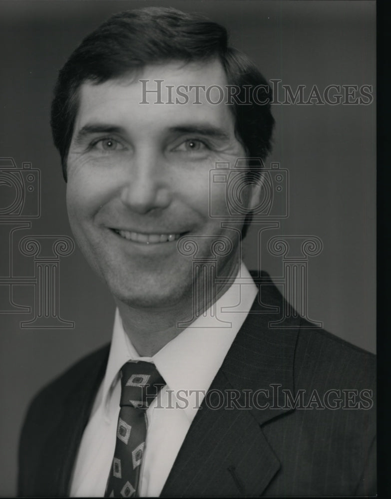 1992 Press Photo Timothy J. Soucek, Heat Treating Network, Cleveland. - Historic Images