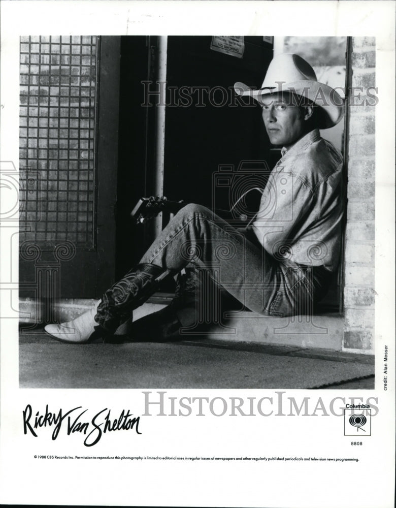 1988, Ricky Van Shelton - cvp98005 - Historic Images