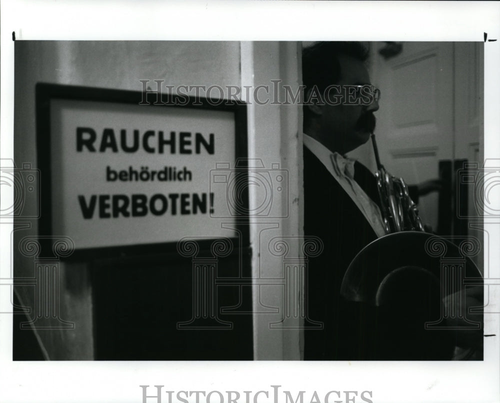 1989, Richard Solis, horn player - cvp98056 - Historic Images