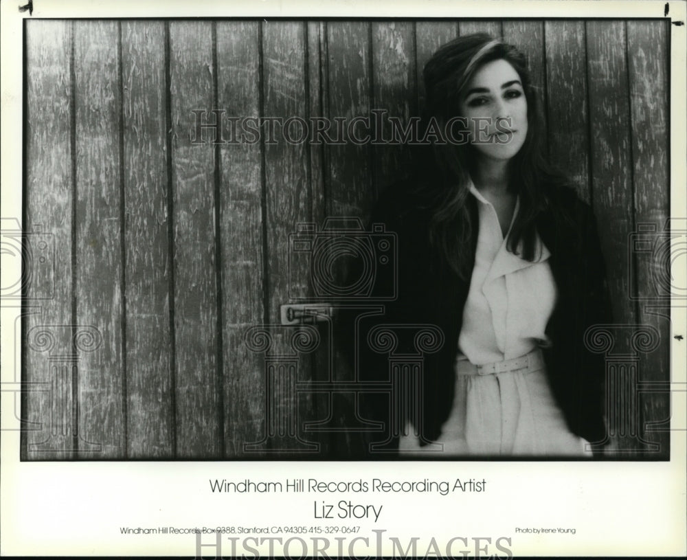 1985, Liz Story - cvp98110 - Historic Images